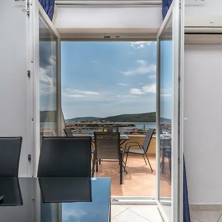Apartments Villa Jelena Seget Vranjica Buitenkant foto