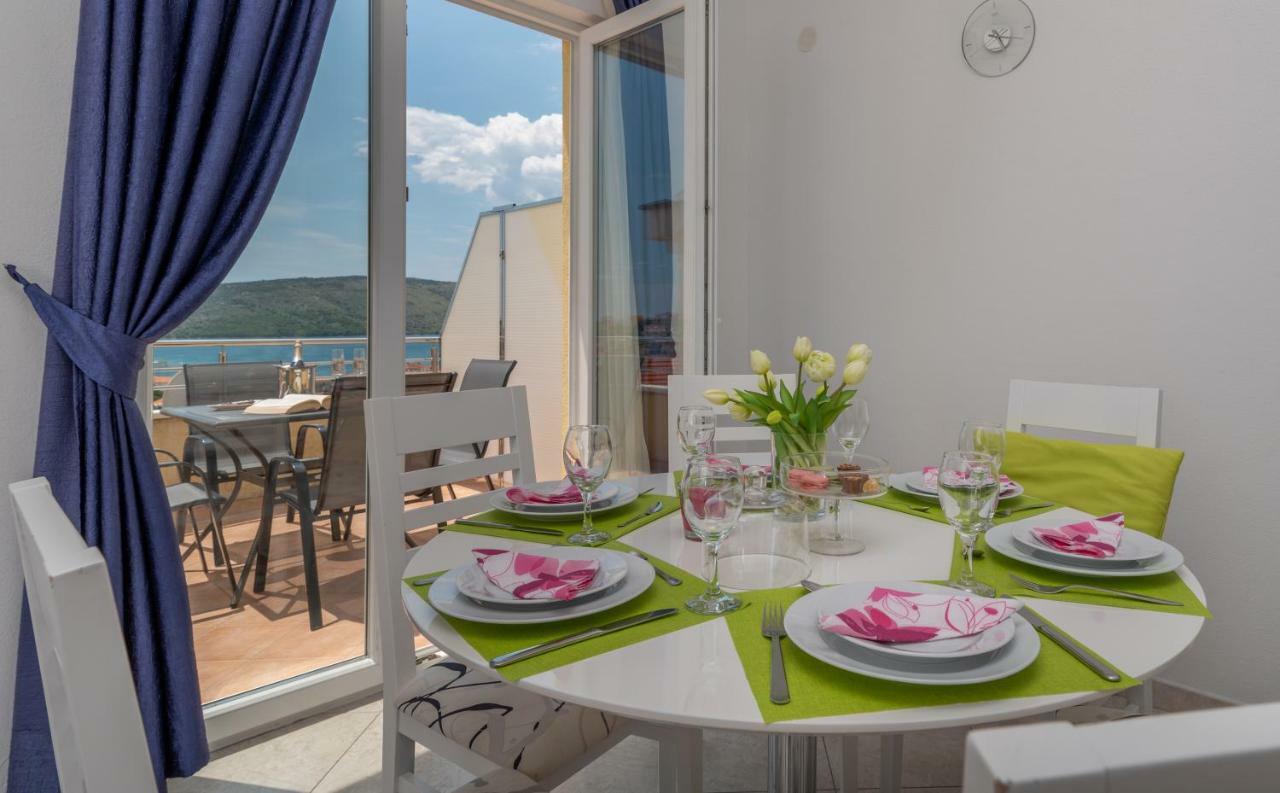 Jelena Apartment Seget Vranjica